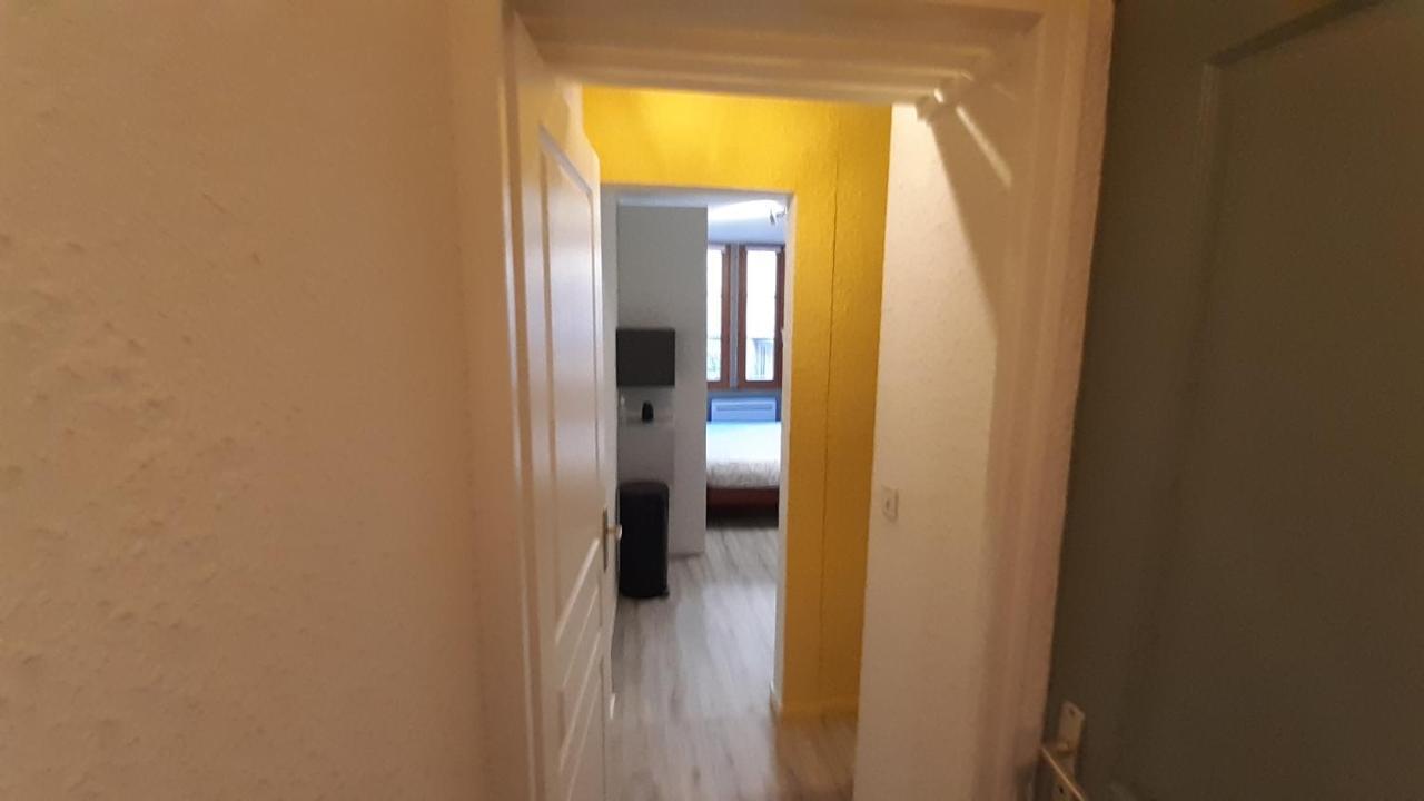 Studio 302 Au 15 Rue Battant A ブザンソン エクステリア 写真