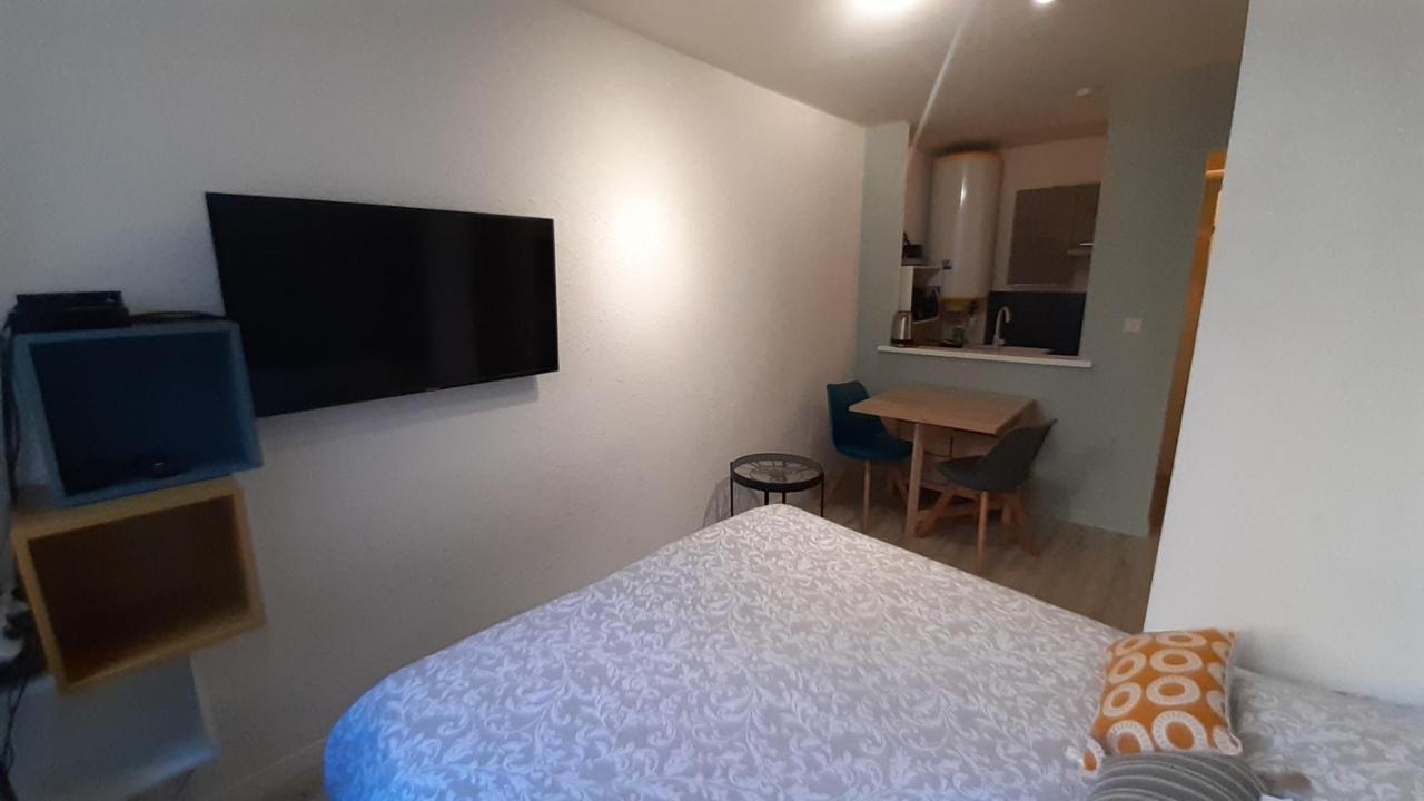 Studio 302 Au 15 Rue Battant A ブザンソン エクステリア 写真